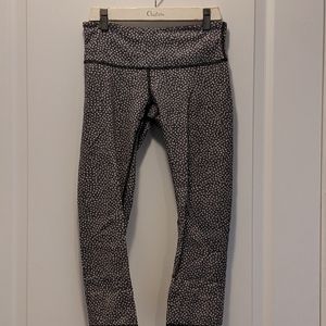Lululemon cropped leggings size 4